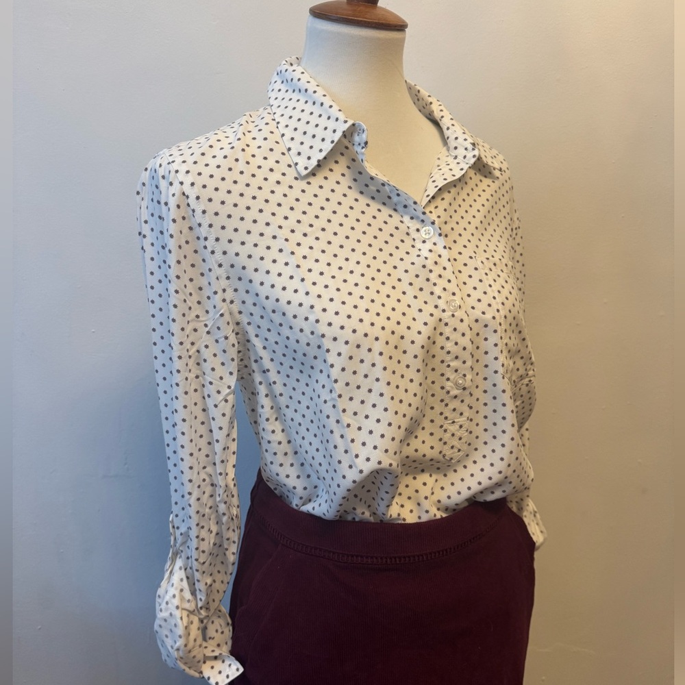 Cosmic Blue Love
Kylie Classic Half Button Down Top